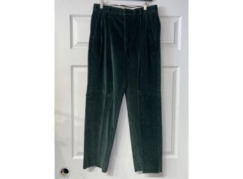 FALL ESSENTIAL!! MENS LORD & TAYLOR DEEP GREEN VELOUR FINISH CORDUROY WATER-RESISTANT PANTS