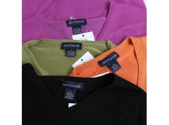LOT OF 4 BRAND NEW UNUSED ANN TAYLOR 84 PERCENT SILK STRETCH V-NECK WOMENS SWEATERS S