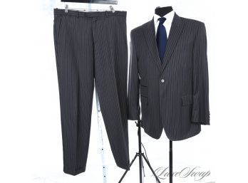 ABSOLUTELY DISTINGUISHED! GINO VALENTINO MADE IN ITALY GREY PINSTRIPE SUIT IN SILK BLEND WITH PEAK LAPELS 42