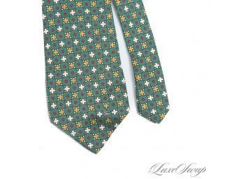 EXCEPTIONALLY NICE BURBERRY LONDON MADE IN ITALY PINE GREEN FOULARD SILK MENS GEOMETRIC PRINT TIE