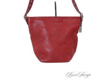#18 ALL TIME CLASSIC COACH RICH CRIMSON RED SOFT LEATHER SILVER HARDWARE 11' ZIP TOP SHOULDER BAG