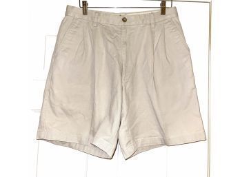 THE ABSOLUTE BEST!! LOT OF 3 MENS BANANA REPUBLIC PURE COTTON CAMP SHORTS IN KHAKI AND NAVY SIZE 33/34