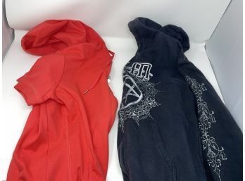 LOT OF 2 WOMENS NAVY BLUE AND RED HOODIES INCL NY&CO SIZE M ONE SHORT SLEEVE AND SUPER CUTE