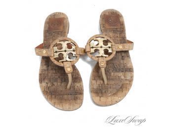 VACATION READY! FANTASTIC CONDITION TORY BURCH GENUINE CORK TOE THONG SANDALS WITH MONOGRAM COIN 8