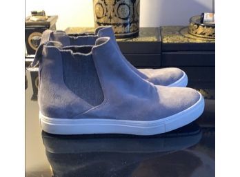 Vince Grey Suede Chukka Boot  Mens Size 7