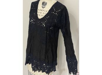 Johnny Was Bohemian Tunic Top Black With Midnight Blue Eyelet Lace Detain Size Petite Small