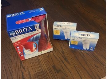 NIB Brita Pitcher Water Filtration System With 2 Pack Filters (6 Total)