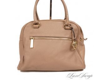 #26 A SUMPTUOUSLY SOFT MICHAEL KORS SOFT GRAINED TUMBLED NUDE LEATHER ALMA SHAPED BAG WITH GOLD MONOGRAM COIN