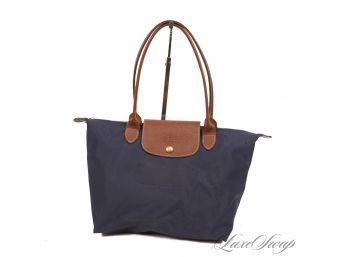 #33 AUTHENTIC LONGCHAMP MADE IN FRANCE MID SIZE NAVY BLUE 'LE PLIAGES'  MICROFIBER COLLAPSIBLE TOTE BAG