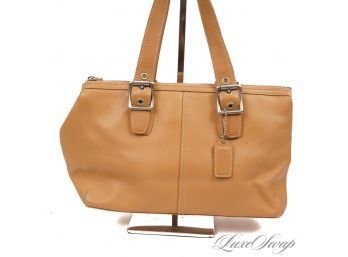 #16 A VERY NICE AND CLEAN EXAMPLE! COACH PALE WHISKEY TAN VACHETTA LEATHER TOPSTITCHED TWO STRAP 14' BAG