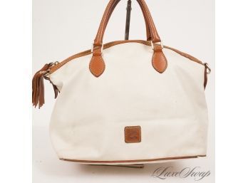 #42 AN ABSOLUTE NO BRAINER! DOONEY & BOURKE OFF WHITE COATED CANVAS BROWN LEATHER TRIM ZIP TOP BAG