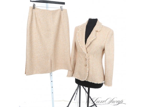 NEAR MINT AND TOTALLY CHANEL-ESQUE ESCADA SAND AND BLUE FANTASY BOUCLE TWEED 2 PIECE SKIRT SUIT 42 EU