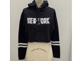 Black And White New York Cropped  Long Sleeve Hoodie Sweatshirt  XS Near Mint