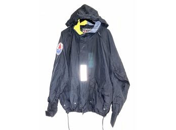 DONT BE BEARISH ON THIS!! MENS BEAR BLACK WINDBREAKER WITH RELFECTIVE ACCENTS & SAILING PATCH SIZE XXL