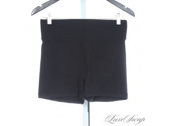 CLUB FIT! OR THE GYM! NEAR MINT AND MODERN ALL ACCESS BLACK CROPPED BIKER SHORTS L