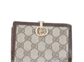 STUNNING AND AUTHENTIC VINTAGE GUCCI MADE IN ITALY BROWN GG MONOGRAM COATED CANVAS GG LOCK WALLET W/COIN PURSE