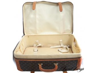 AUTHENTIC AND VINTAGE LOUIS VUITTON MONOGRAM CANVAS AND LEATHER LARGE TRUNK SUITCASE