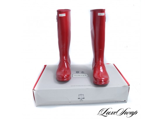 NEW IN BOX AUTHENTIC HUNTER MILITARY RED TALL WELLINGTON RAIN BOOTS 11 (D)