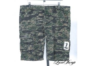 IN THE STYLE OF BAPE GREEN CAMOUFLAGE MENS SHORTS