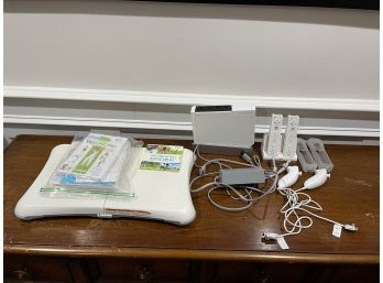FULL SET COMPLETE NINTENDO WII, CONTROLLERS, CHARGER, WII SPORTS & WII FIT WITH MOTION PAD