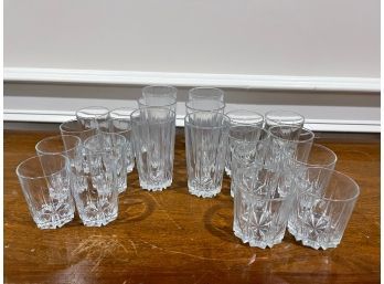 AN ENTIRE HOME BAR!! LARGE LOT OF WATER, COLLINS, & OLD FASHIONED GLASSES