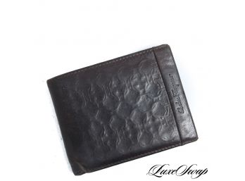 AN AUTHENTIC SALVATORE FERRAGAMO MADE IN ITALY BROWN LEATHER GANCINI EMBOSSED MENS WALLET