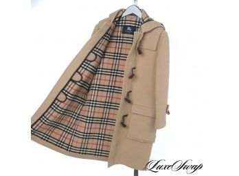 THE ONE EVERYONE WANTS : AUTHENTIC BURBERRY MADE IN ENGLAND CAMEL DUFFLE HORN TOGGLE COAT WITH TARTAN LINING