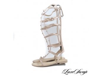 BRAND NEW WITHOUT BOX REBECCA MINKOFF PALE PINK NUDE ROCKSTUD GLADIATOR SANDALS 9