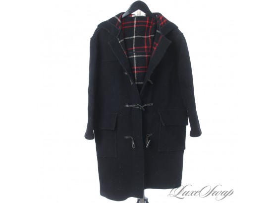 THE GOOD VINTAGE : AUTHENTIC LADIES BURBERRY MADE IN ENGLAND NAVY DUFFLE COAT WITH TARTAN LINING M
