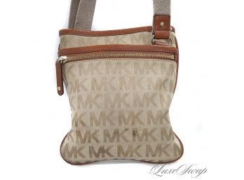 TOTALLY AWESOME SIGNATURE MICHAEL KORS TAN MONOGRAM CANVAS CARAMEL LEATHER TRIMMED CROSSBODY BAG