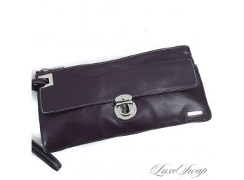 ABSOLUTELY NECCESARY : MODERN PERLINA RICH EGGPLANT NAPPA LEATHER WRISTLET CLUTCH BAG