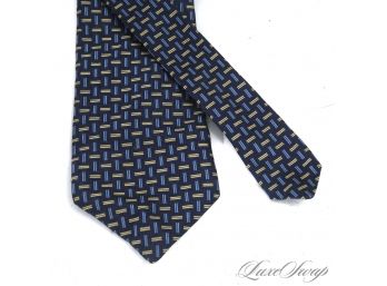 LIKE NEW AUTHENTIC BURBERRY LONDON MADE IN ITALY 100 SILK MENS BLUE GOLD BASKETWEAVE TIE