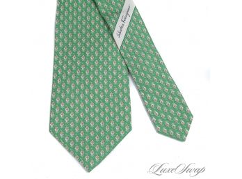 BRAND NEW WITH TAGS AUTHENTIC SALVATORE FERRAGAMO MADE IN ITALY EMERALD GREEN YACHT SILK TIE