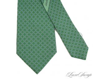 BRAND NEW WITH TAGS AUTHENTIC $190 SALVATORE FERRAGAMO MADE IN ITALY GREEN GANCINI BASKETWEAVE MENS SILK TIE