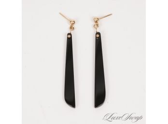 A GORGEOUS PAIR OF BLACK AND TESTED 14K YELOW GOLD BALLS AND CLASP FAN BLADE EARRINGS