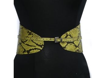 BRAND NEW WITHOUT TAGS MICHAEL KORS COLLECTION (!!) MADE IN ITALY GENUINE PYTHON CHARTREUSE WAIST BELT XS