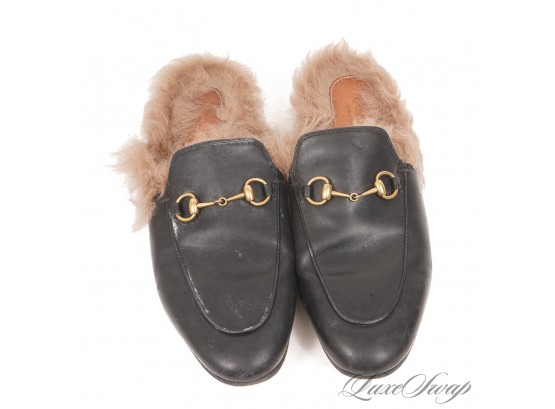THE ONE EVERYONE WANTS : AUTHENTIC GUCCI BLACK LEATHER 'PRINCETOWN' KANGAROO FUR SLIDES MULES 38