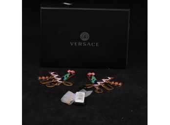 ONE PAIR OF AUTHENTIC $800 VERSACE MADE IN ITALY 'VOGUE' TRIBUTE COLLECTION GOLD METAL ENAMEL EARRINGS