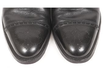 INCREDIBLE VINTAGE GUCCI MENS BLACK LEATHER CAPTOE SHOES WITH GG MONOGRAM IN THE PERFORATIONS! 42.5