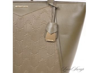 THIS IS A GOOD ONE : BRAND NEW WITHOUT TAGS AUTHENTIC MICHAEL KORS OLIVE GREEN LARGE TOTE BAG