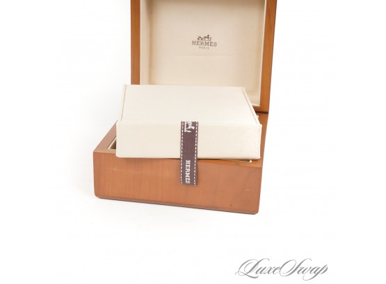 WOULD MAKE THE MOST BEAUTIFUL JEWELRY BOX! AUTHENTIC HERMES SOLID WOOD WATCH BOX WITH DETACHABLE TRAY & STAND