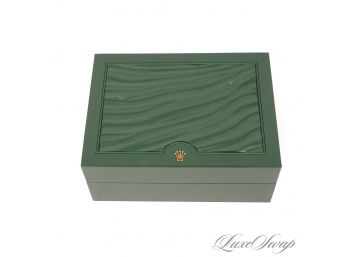 AMAZING SCORE : AUTHENTIC ROLEX GENEVE LIKE NEW AND RECENT SIGNATURE GREEN VELVET LINED WATCH BOX