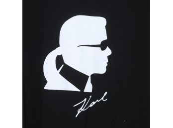 RIP TO ONE OF THE GREATS : AUTHENTIC KARL LAGERFELD PARIS WOMENS PORTRAIT IMAGERY AUTOGRAPH TEE SHIRT M