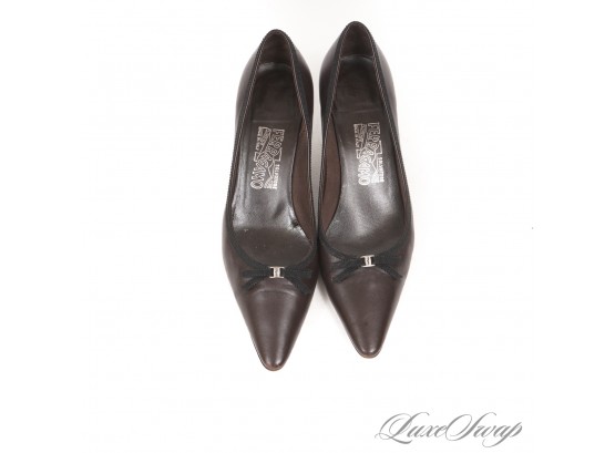 BUTTERY SOFT SALVATORE FERRAGAMO MADE IN ITALY BROWN NAPPA LEATHER GROSGRAIN BOW POINT TOE PUMPS 8.5 B