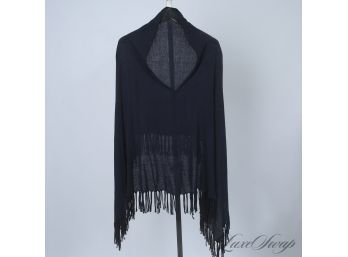 YOU NEED THIS FOR BONFIRES LADIES : LIKE NEW MINNIE ROSE MADE IN USA BLUE FLANNEL FRINGED PONCHO COVERUP