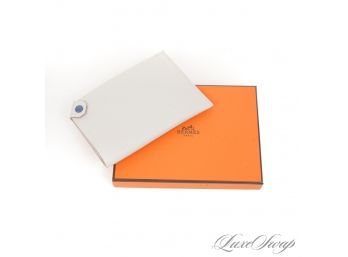 THE STAR OF THE SHOW : AUTHENTIC & CURRENT SEASON HERMES MADE IN FRANCE 'TARMAC' CHEVRE LEATHER PASSPORT CASE