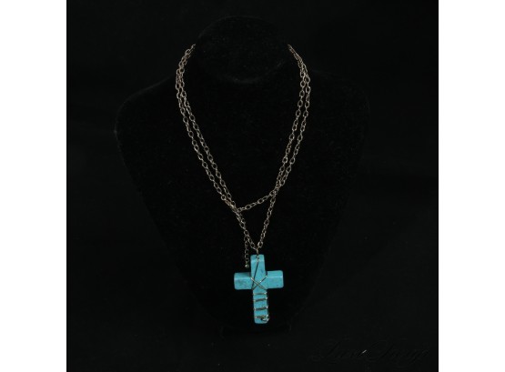 ONE BEAUTIFUL AND LIKE NEW LARGE TURQUOISE STONE CROSS WITH BRAIDED SILVER WIRE ON SILVER CHAIN