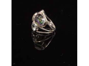 #9 A VERY BEAUTIFUL AND LIKE NEW .925 STERLING SILVER RING WITH AURORA BOREALIS CRYSTAL CABOCHONS