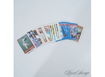 #4 LOT OF ASSORTED EXCELLENT CONDITION BASEBALL / SPORTS CARDS FROM THE 90S : JIM ABBOTT, KEVIN MITCHELL ETC