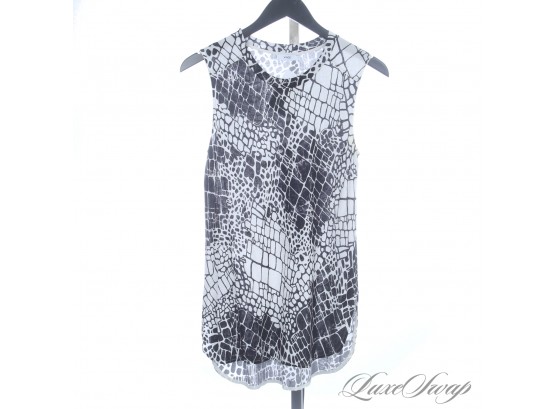 SUPER CUTE Y'ALL : LIKE NEW VINCE BLACK AND WHITE ABSTRACT ALLIGATOR PRINT HIGH/LOW SLINKY TANK TOP S